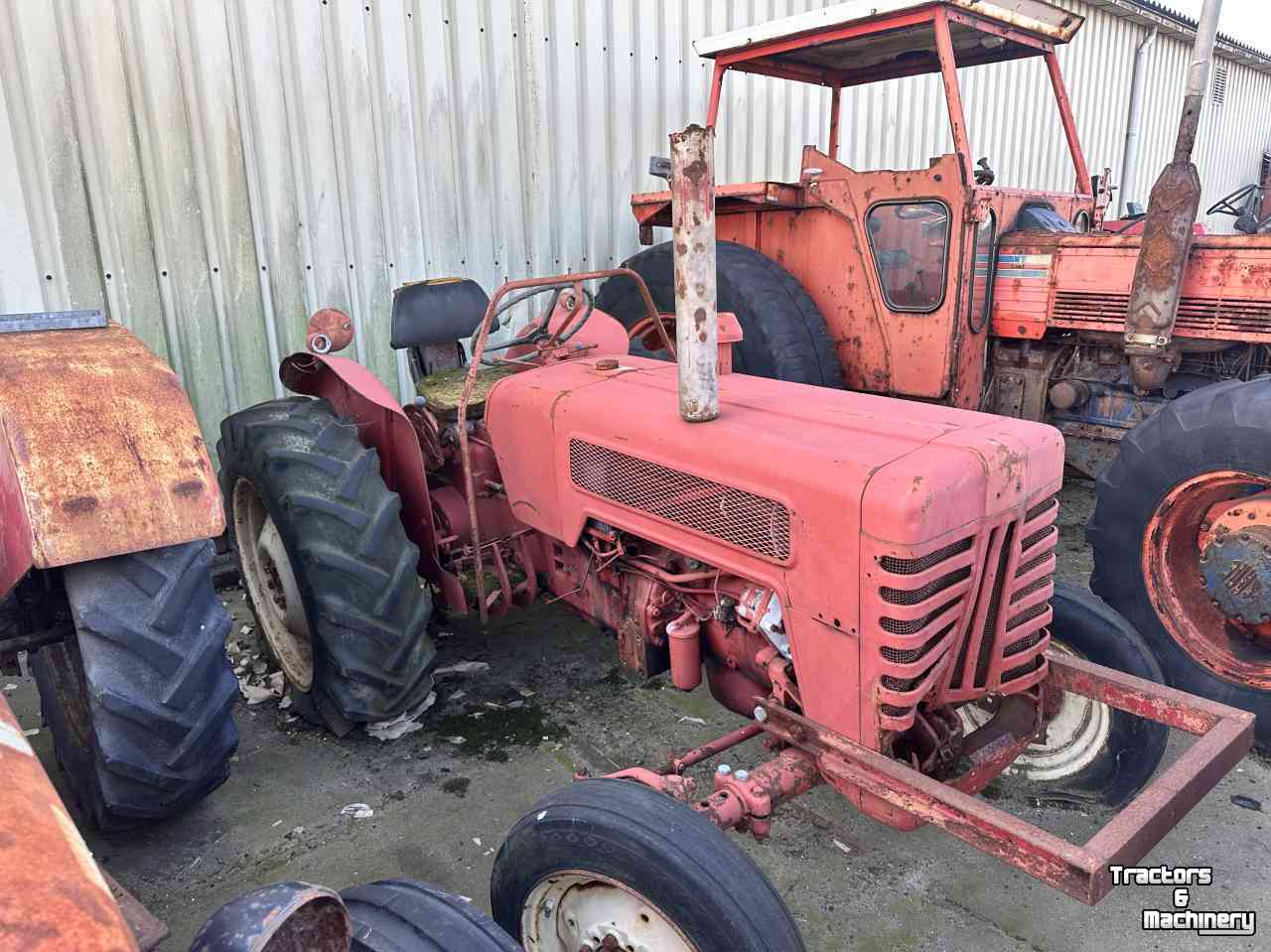 Compact tractor McCormick Cormick