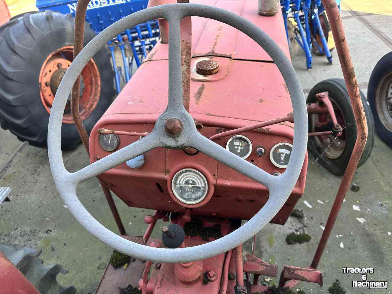 Compact tractor McCormick Cormick