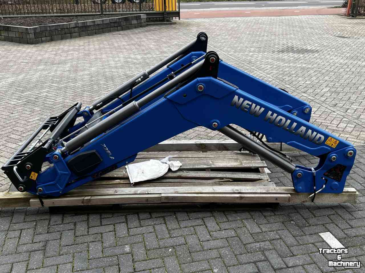 Front-laders New Holland New Holland 735LA  STOLL  FZ-33.1  Profiline 110cm