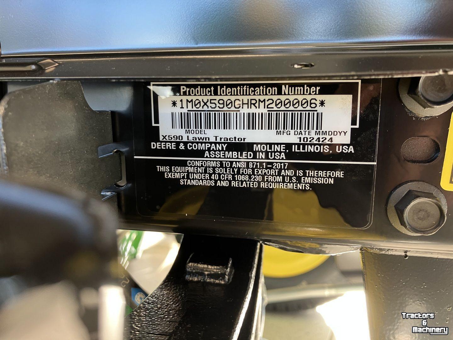 Zitmaaier John Deere X590