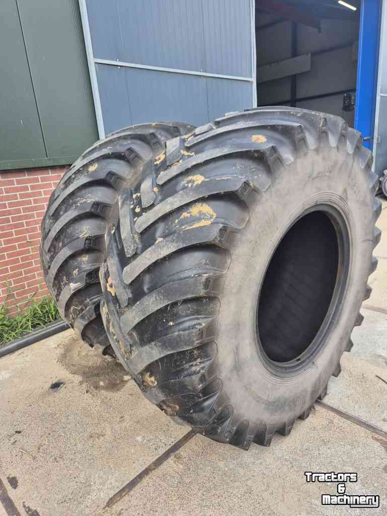 Wielen, Banden, Velgen & Afstandsringen Alliance 30.5R32