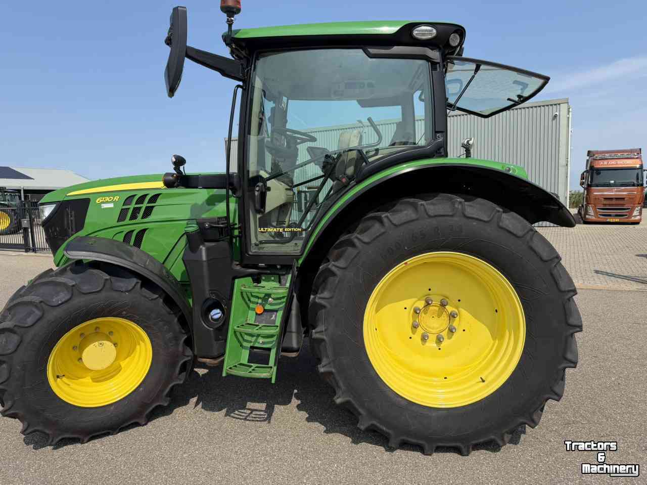 Tractor / Trekker John Deere 6130R 50 KM Command pro