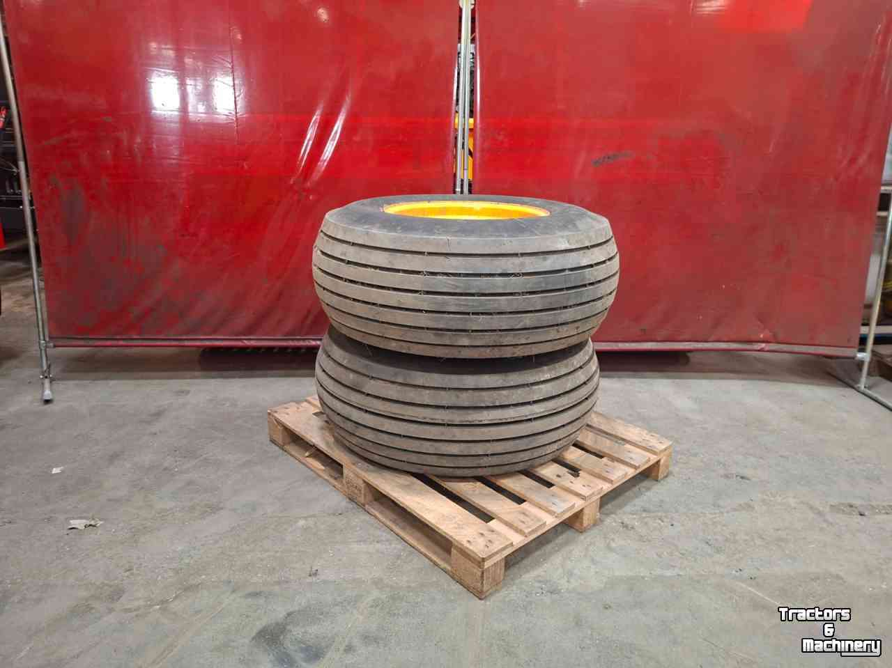 Wielen, Banden, Velgen & Afstandsringen Vredestein 16.0/70 Nylon