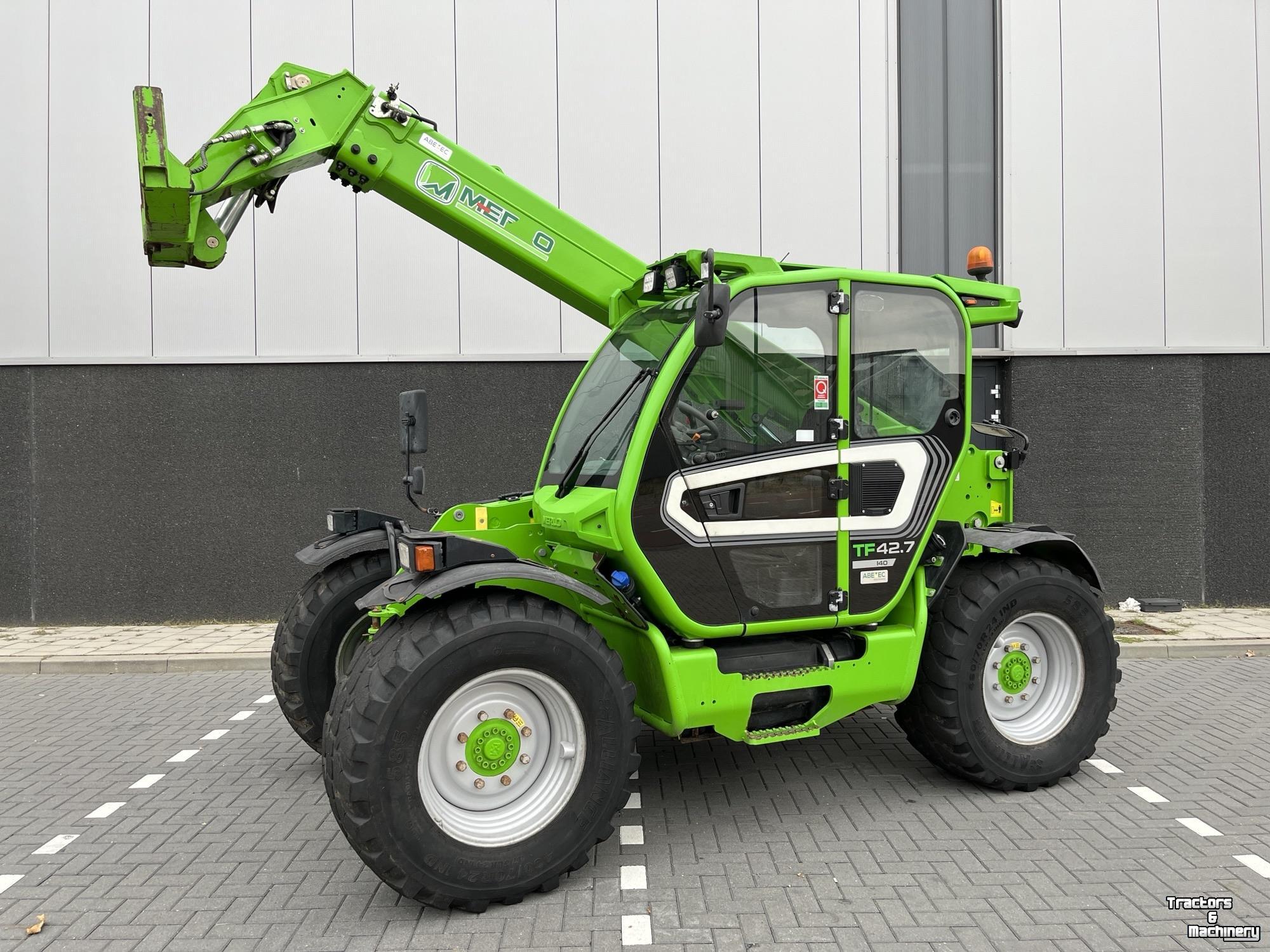 Verreiker Merlo 42.7