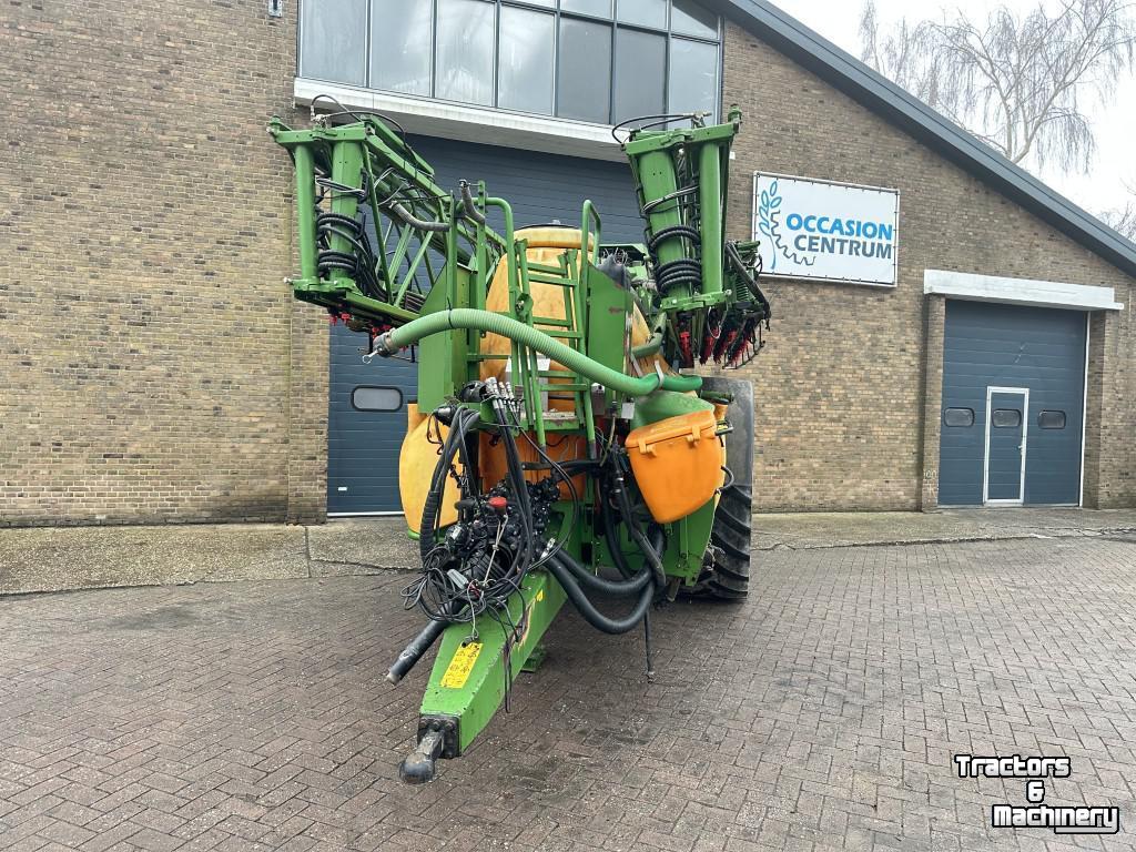 Getrokken Veldspuit Amazone UX 4200 VELDSPUIT
