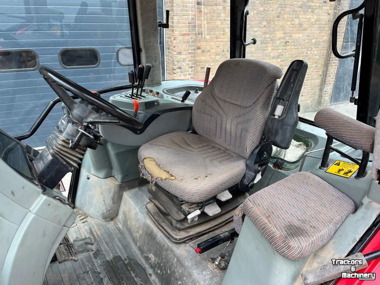 Tractor / Trekker Massey Ferguson 6255-4 Dynashift