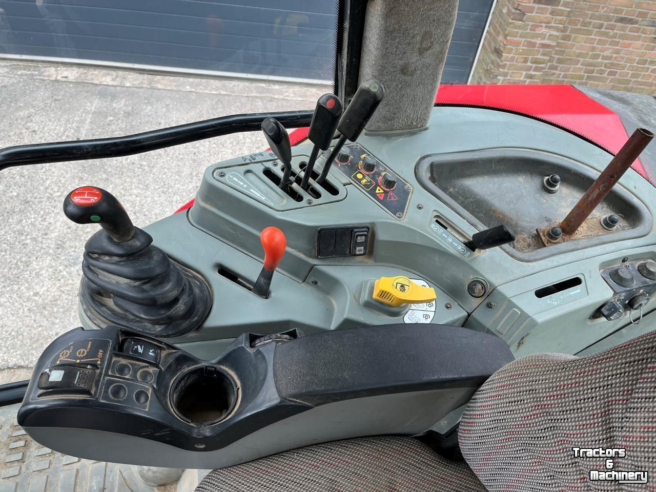 Tractor / Trekker Massey Ferguson 6255-4 Dynashift