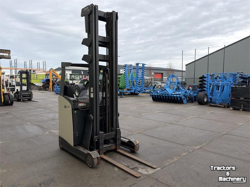 Reach-truck  Heftruck ESR 5240-14 Reachtruck