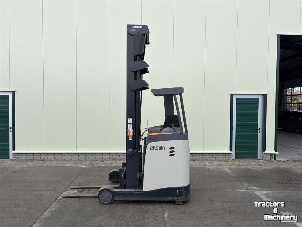 Reach-truck  Heftruck ESR 5240-14 Reachtruck