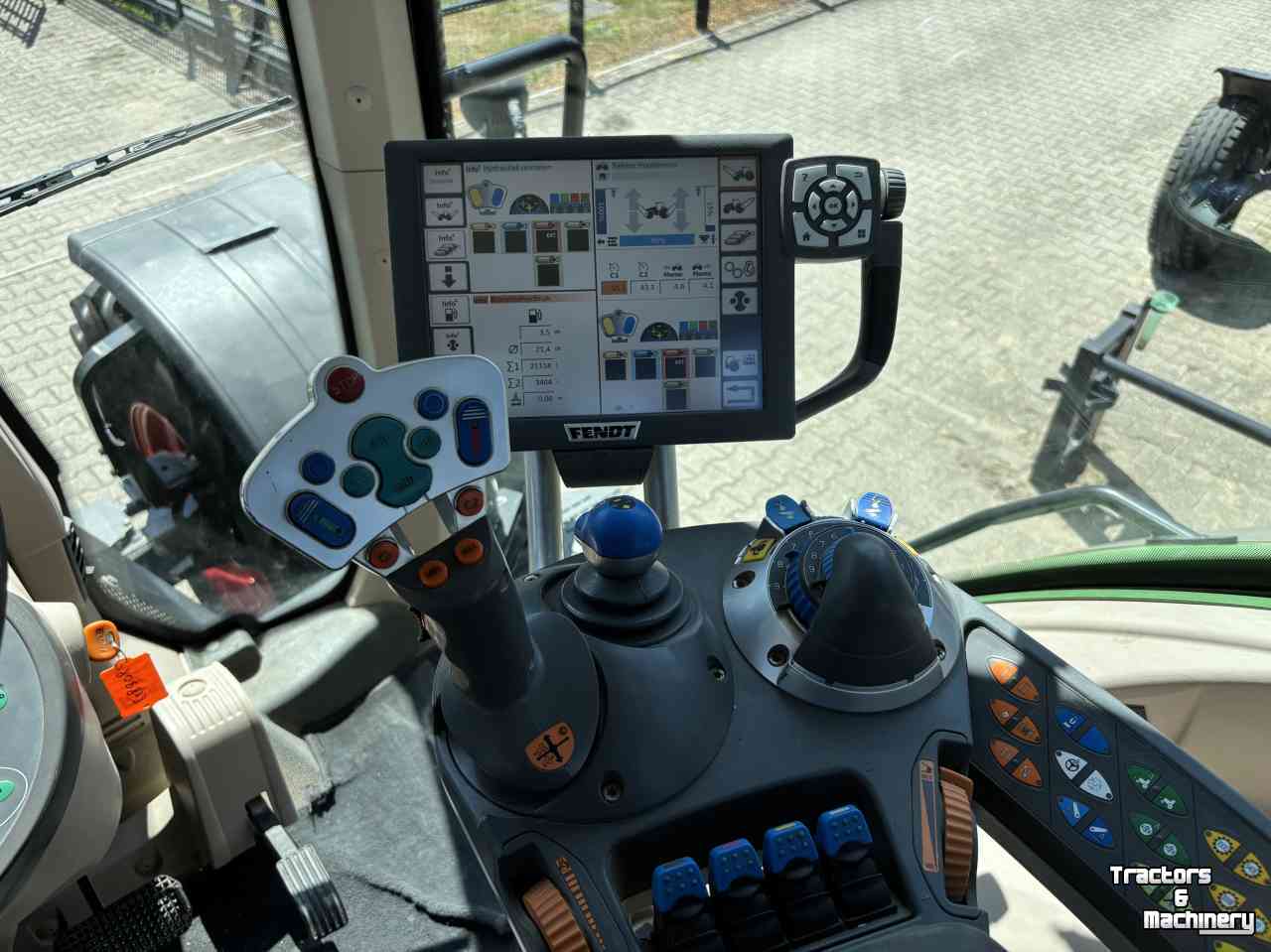 Tractor / Trekker Fendt 828 SCR Profi Plus