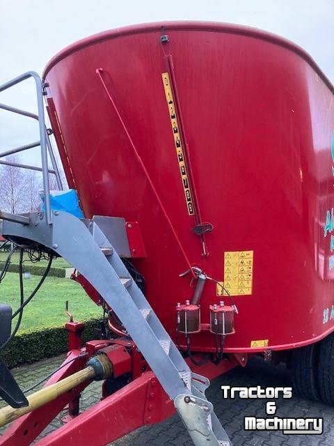 Voermengwagen Vertikaal Airmix Peecon 28 m3  Hardox/RVS