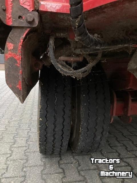 Voermengwagen Vertikaal Airmix Peecon 28 m3  Hardox/RVS
