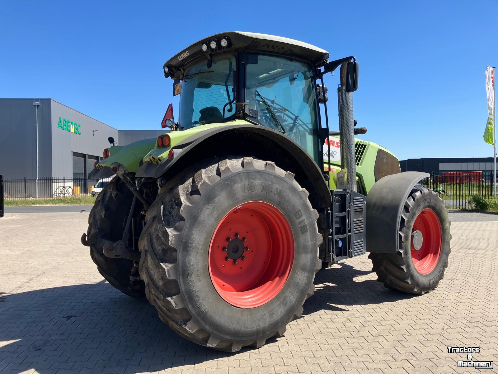 Tractor / Trekker Claas AXION 830