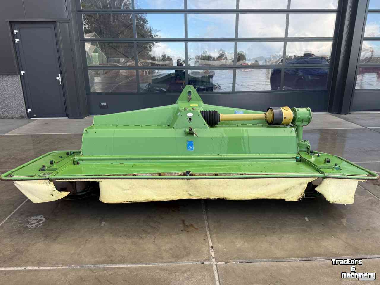 Maaier Krone easy cut F 320 CV Frontmaaier schotelmaaier kneuzer