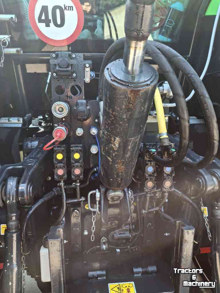 Tractor / Trekker Deutz-Fahr 6215ttv