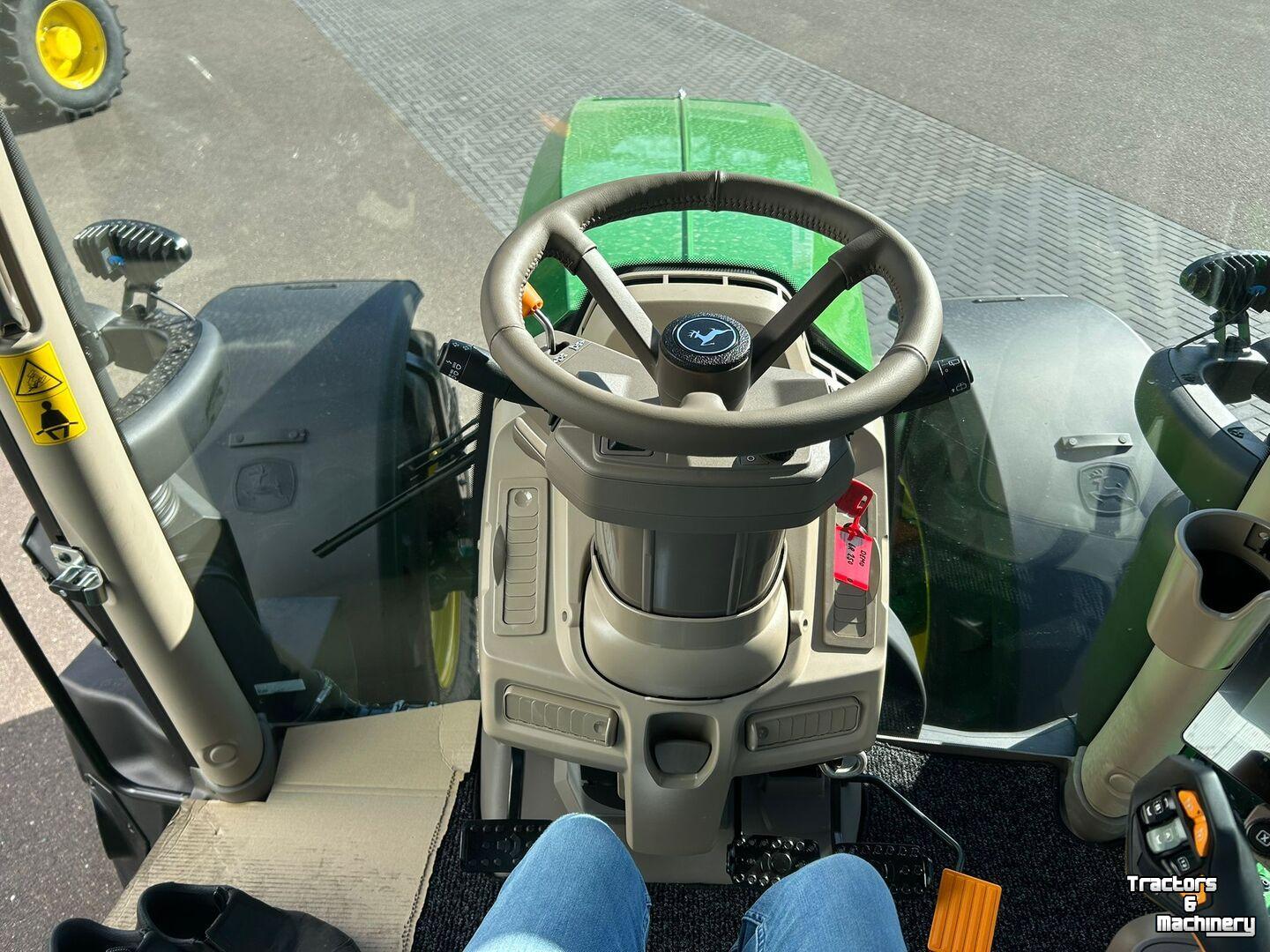 Tractor / Trekker John Deere 6R 250