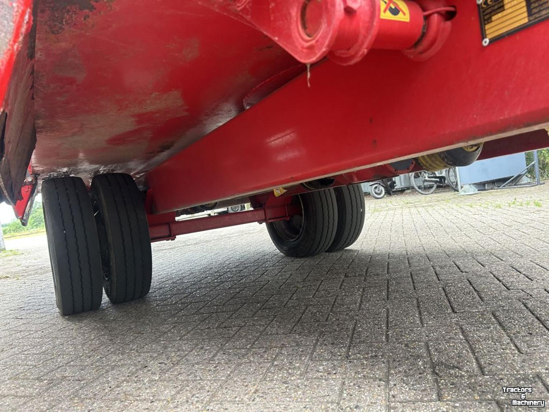 Voermengwagen Vertikaal Peecon VMW220