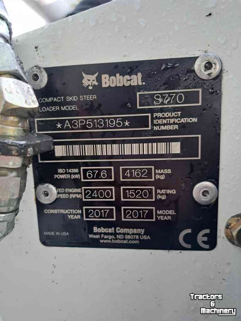 Schranklader Bobcat S770