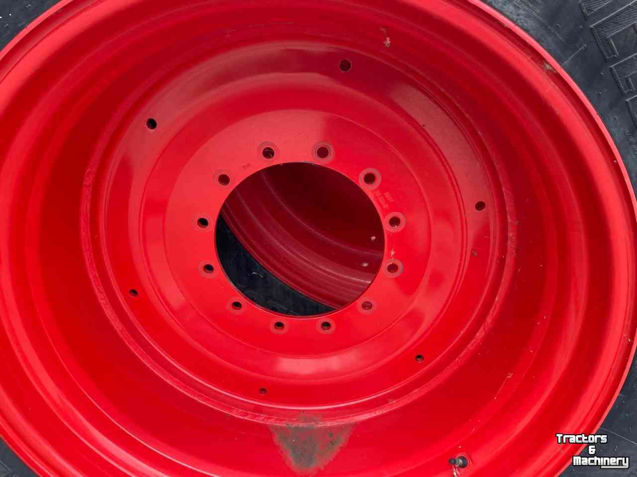 Wielen, Banden, Velgen & Afstandsringen  Set Trelleborg TM 1000 VF 750/75R46  en  650/65R38