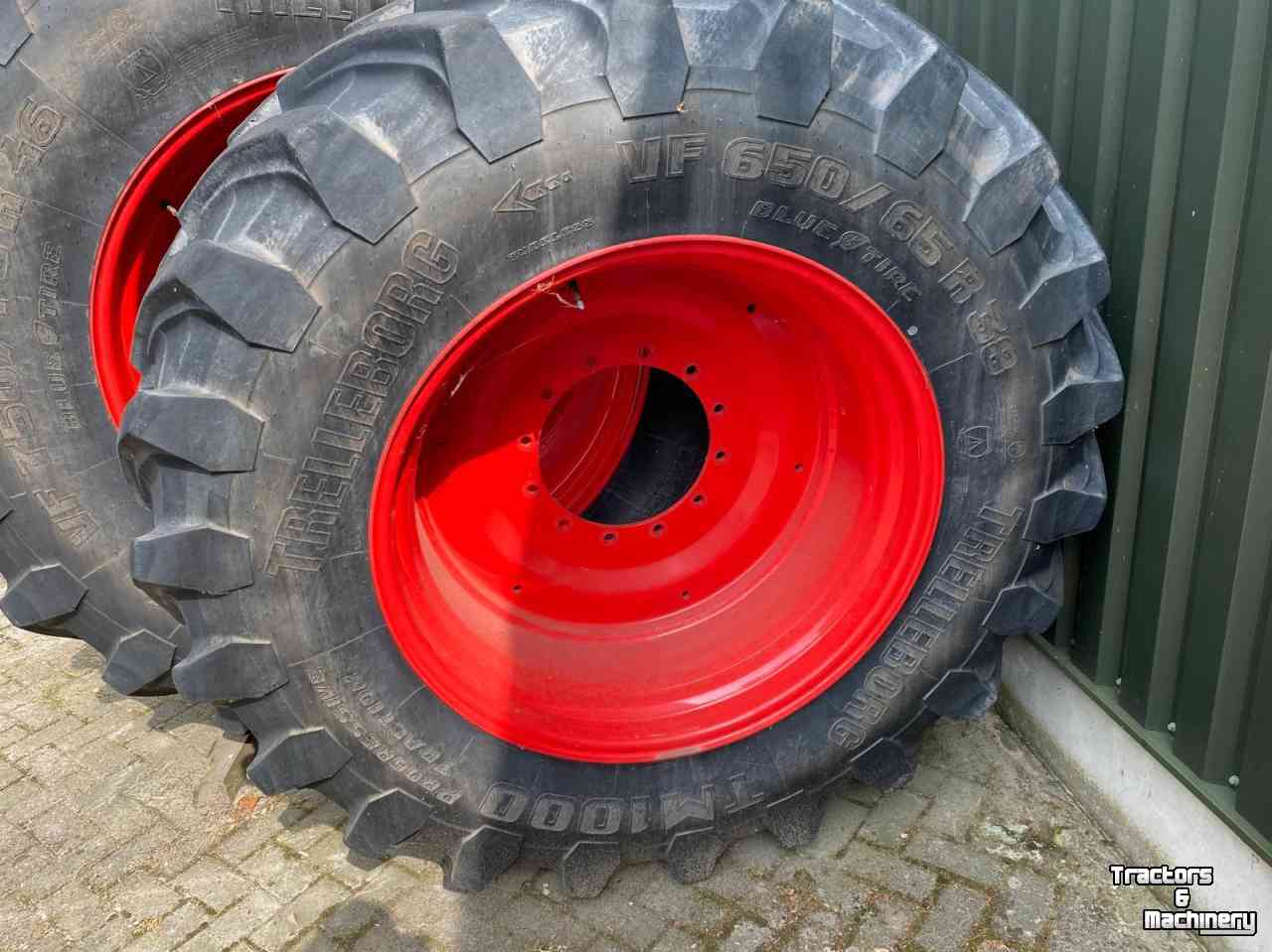 Wielen, Banden, Velgen & Afstandsringen  Set Trelleborg TM 1000 VF 750/75R46  en  650/65R38