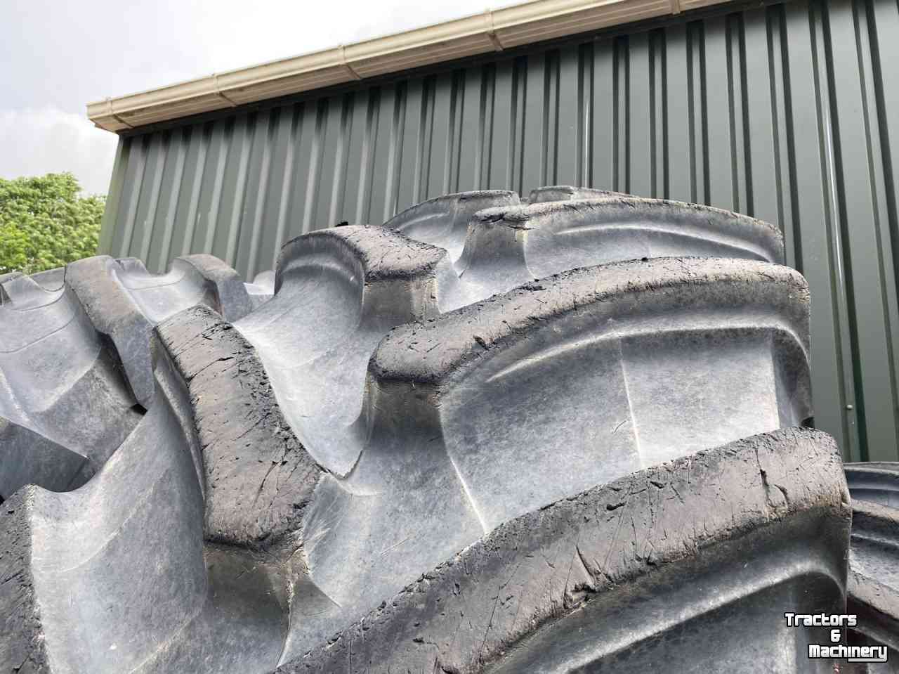 Wielen, Banden, Velgen & Afstandsringen  Set Trelleborg TM 1000 VF 750/75R46  en  650/65R38