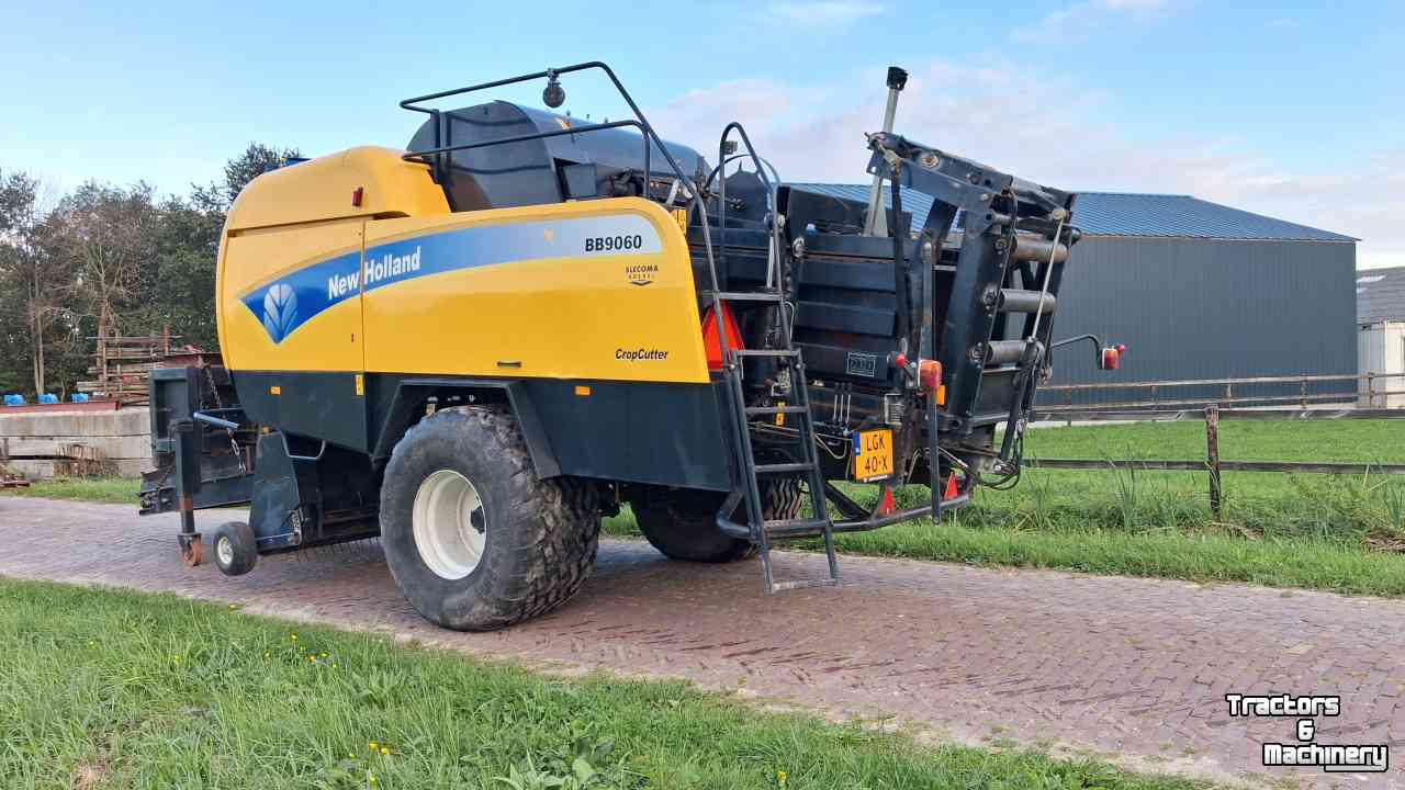 Persen / Balenpers / Pakkenpers New Holland BB 9060