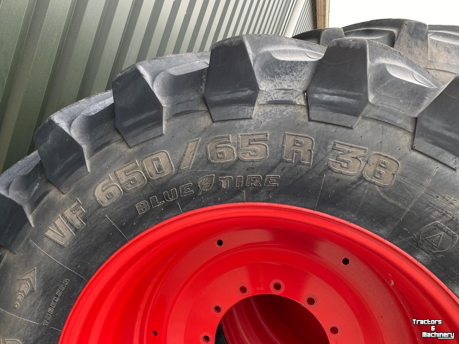 Wielen, Banden, Velgen & Afstandsringen  Set Trelleborg TM 1000 VF 750/75R46  en  650/65R38