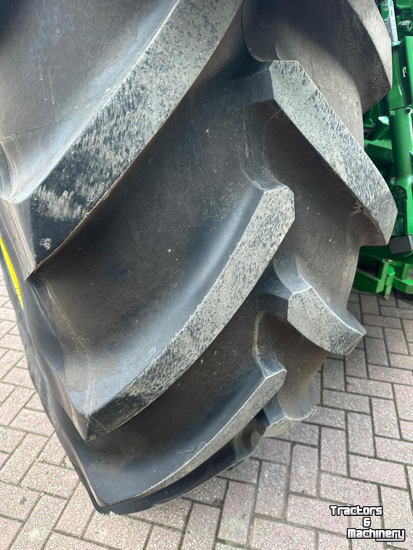 Tractor / Trekker John Deere 6175R