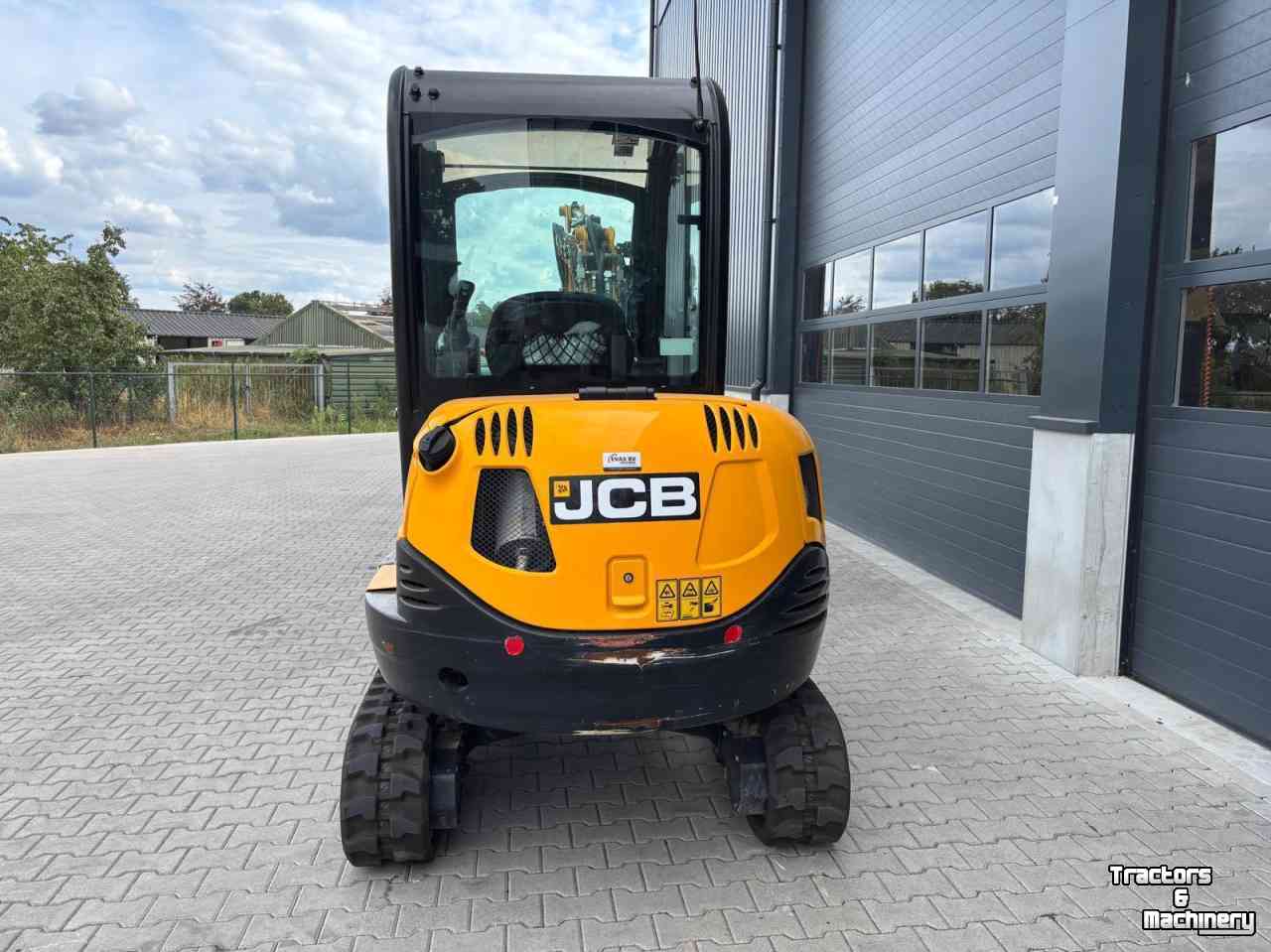 Mini-graver / Mini-graafmachine JCB 8026 CTS