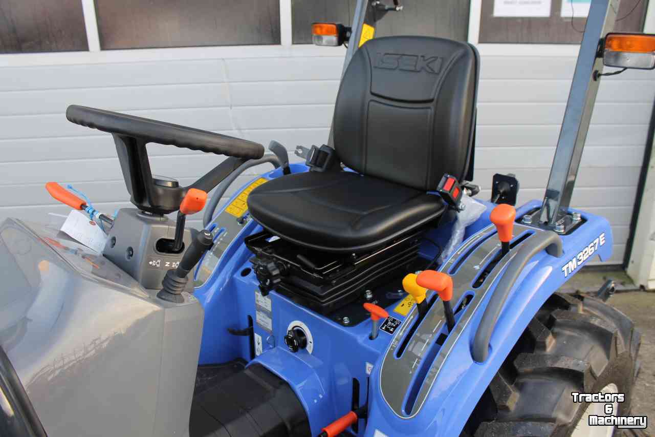 Compact tractor Iseki TM3267E Economisch actiemodel compacttrekker handgeschakelde minitractor