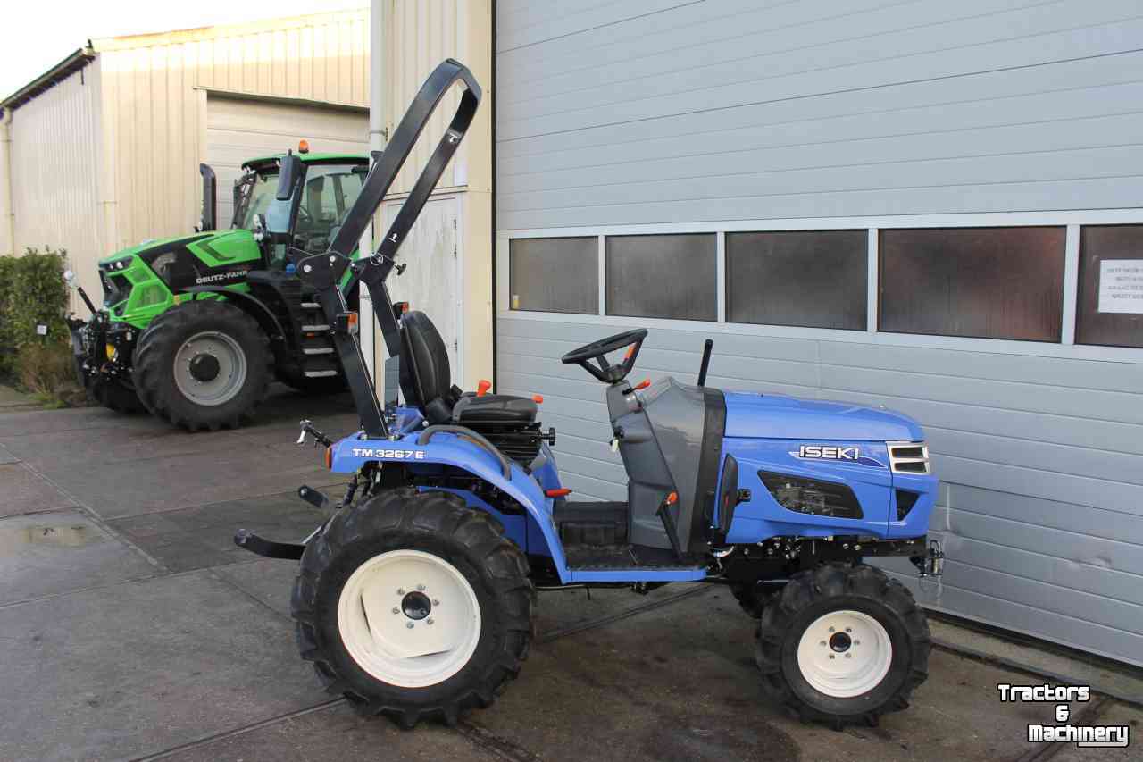Compact tractor Iseki TM3267E Economisch actiemodel compacttrekker handgeschakelde minitractor