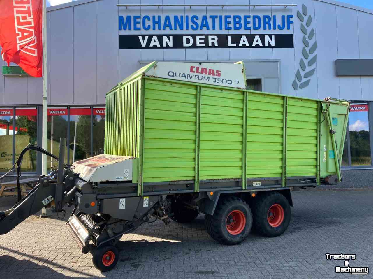 Opraapwagen Claas Quantum 3500P