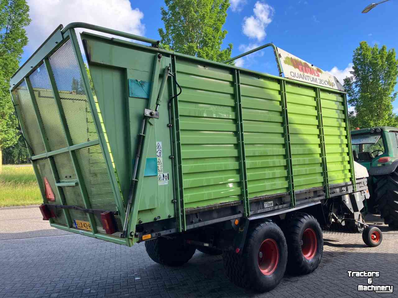 Opraapwagen Claas Quantum 3500P