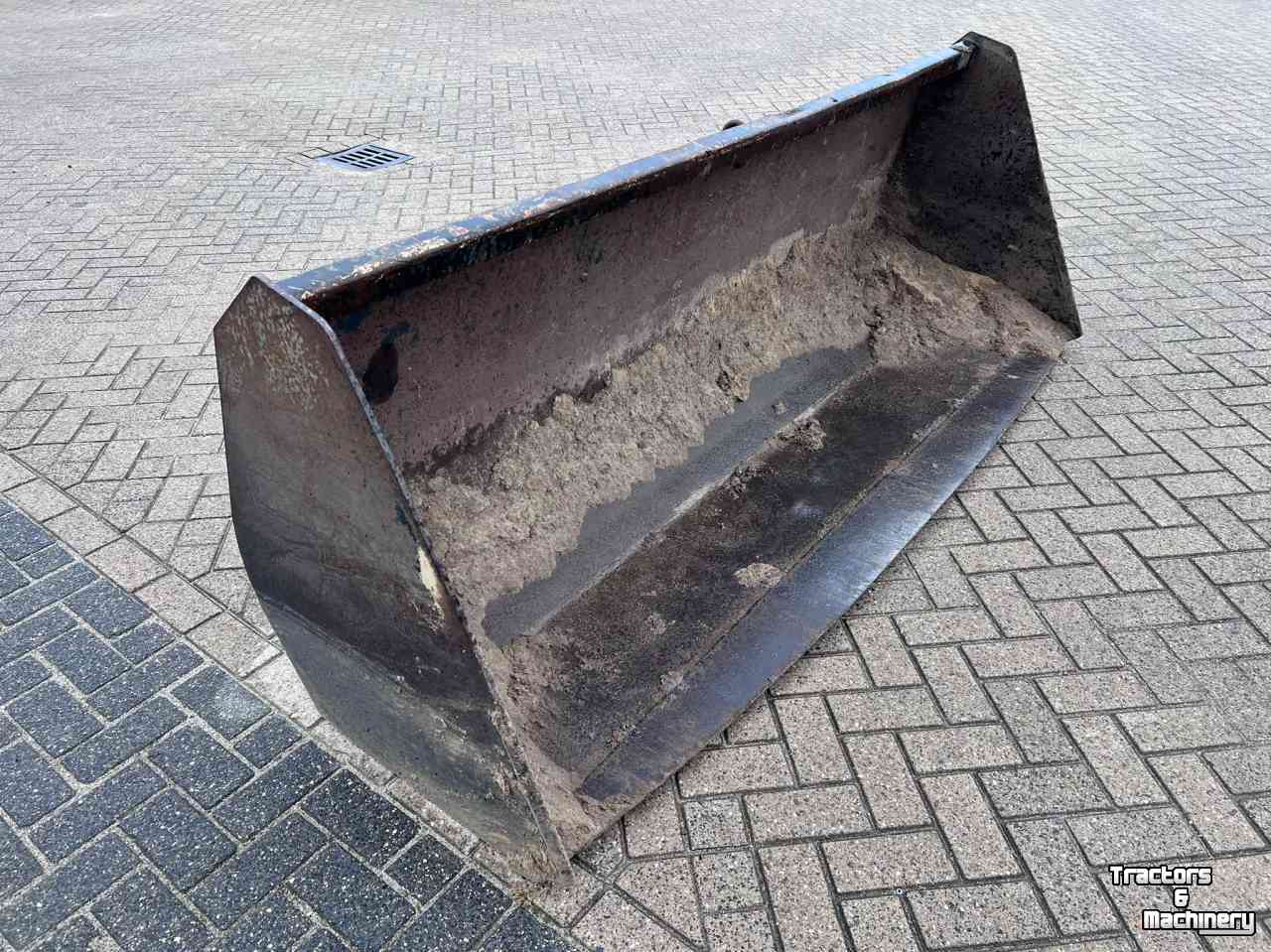 Laadbak / Grondbak Hekamp verreikerbak grondbak New Holland 250 CM