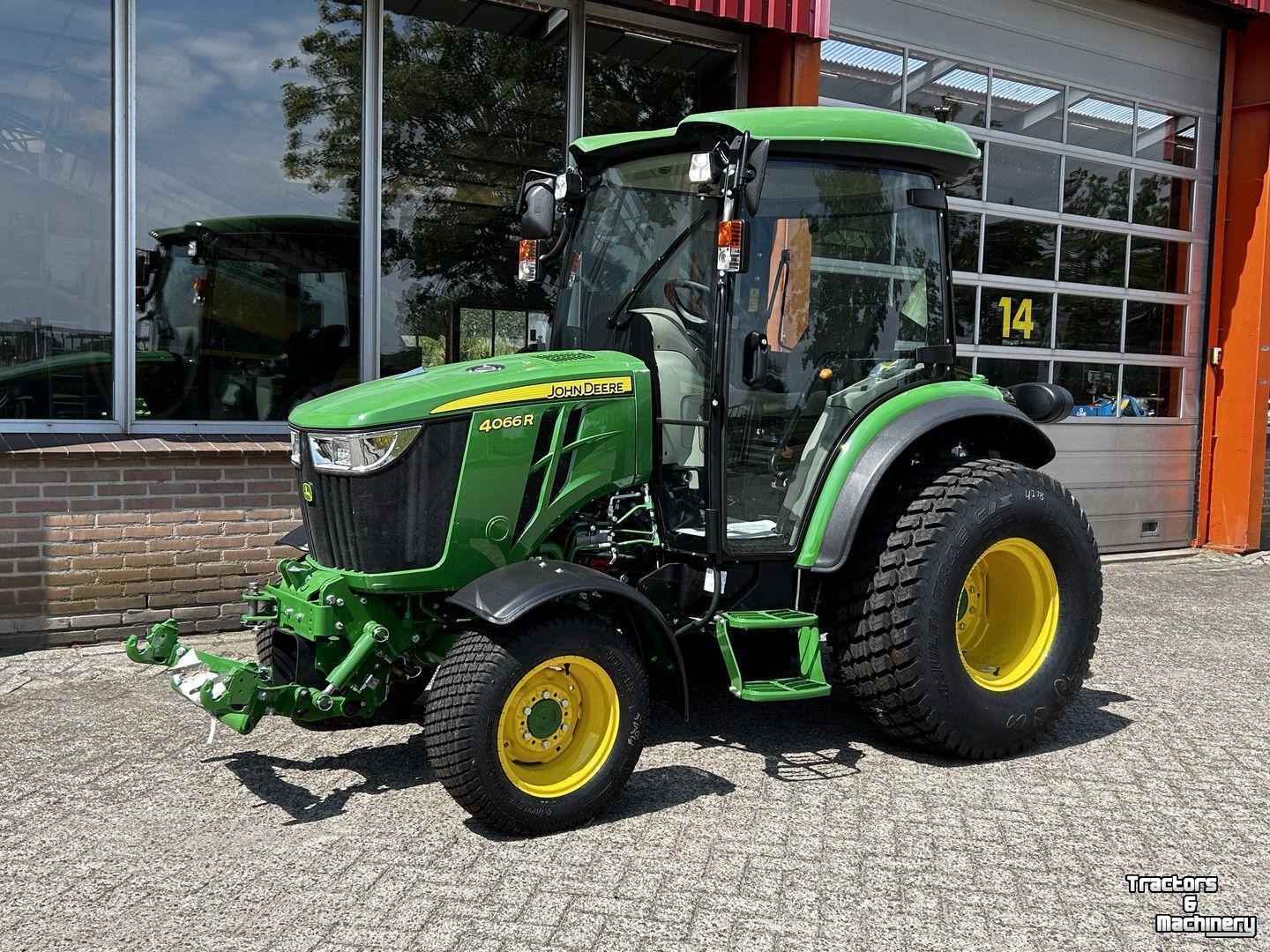 Smalspoor tractor John Deere 4066R