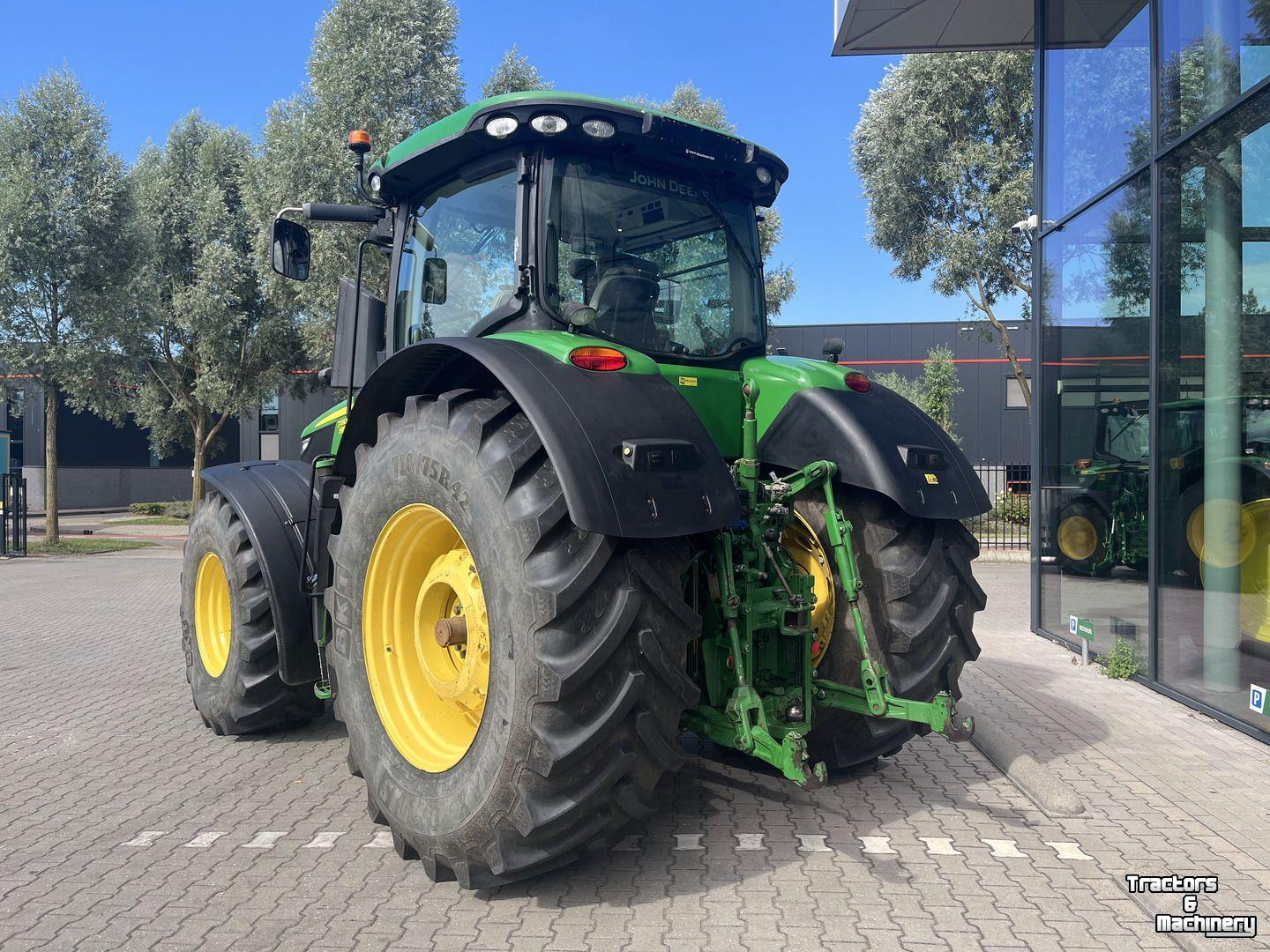 Tractor / Trekker John Deere 7310R