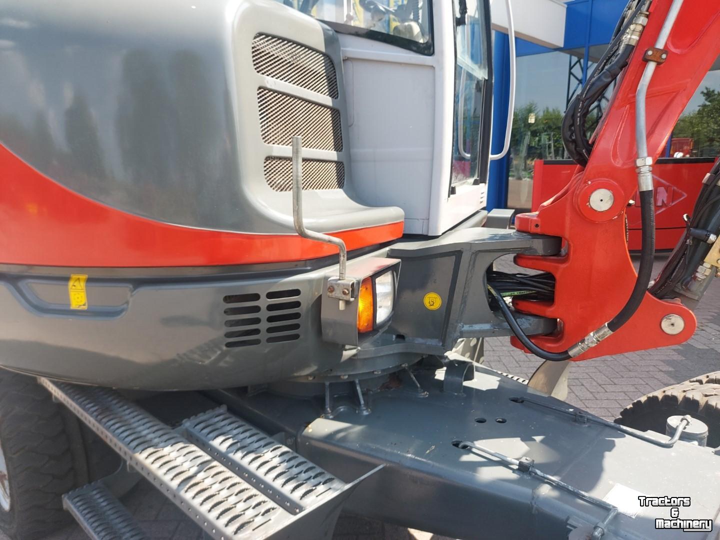 Bandenkraan / Graafmachine op wielen Wacker Neuson 6503
