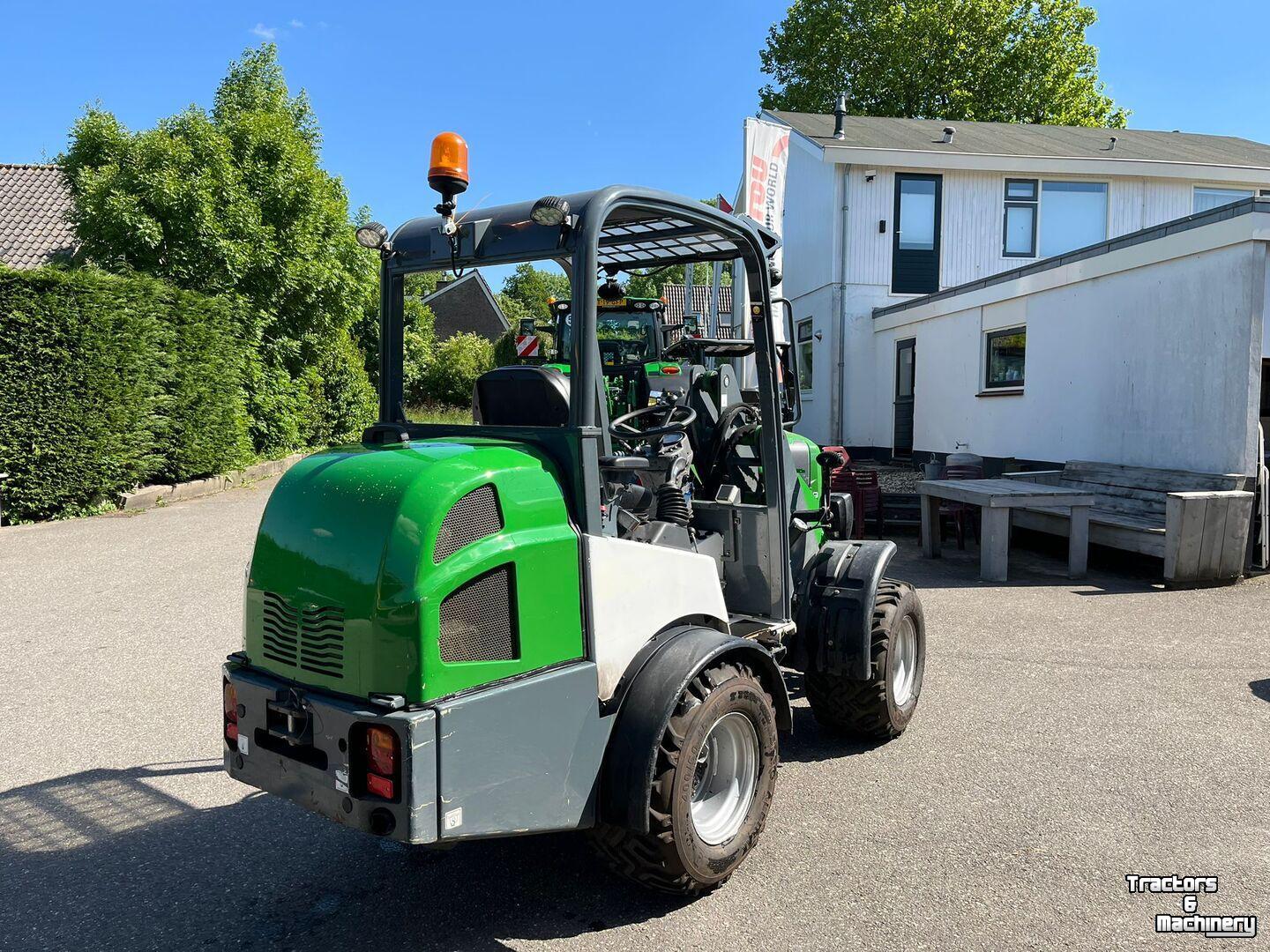 Shovel / Wiellader / Kniklader Gehl AL400