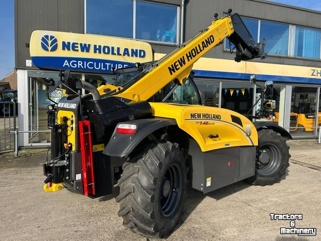Verreiker New Holland TH 7.42 Elite