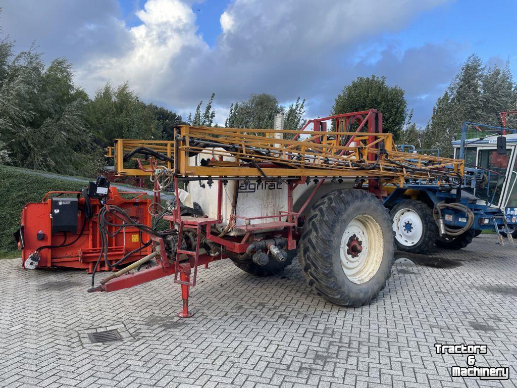 Veldspuit AG RIFAC GETROKKEN SPUIT GS3033