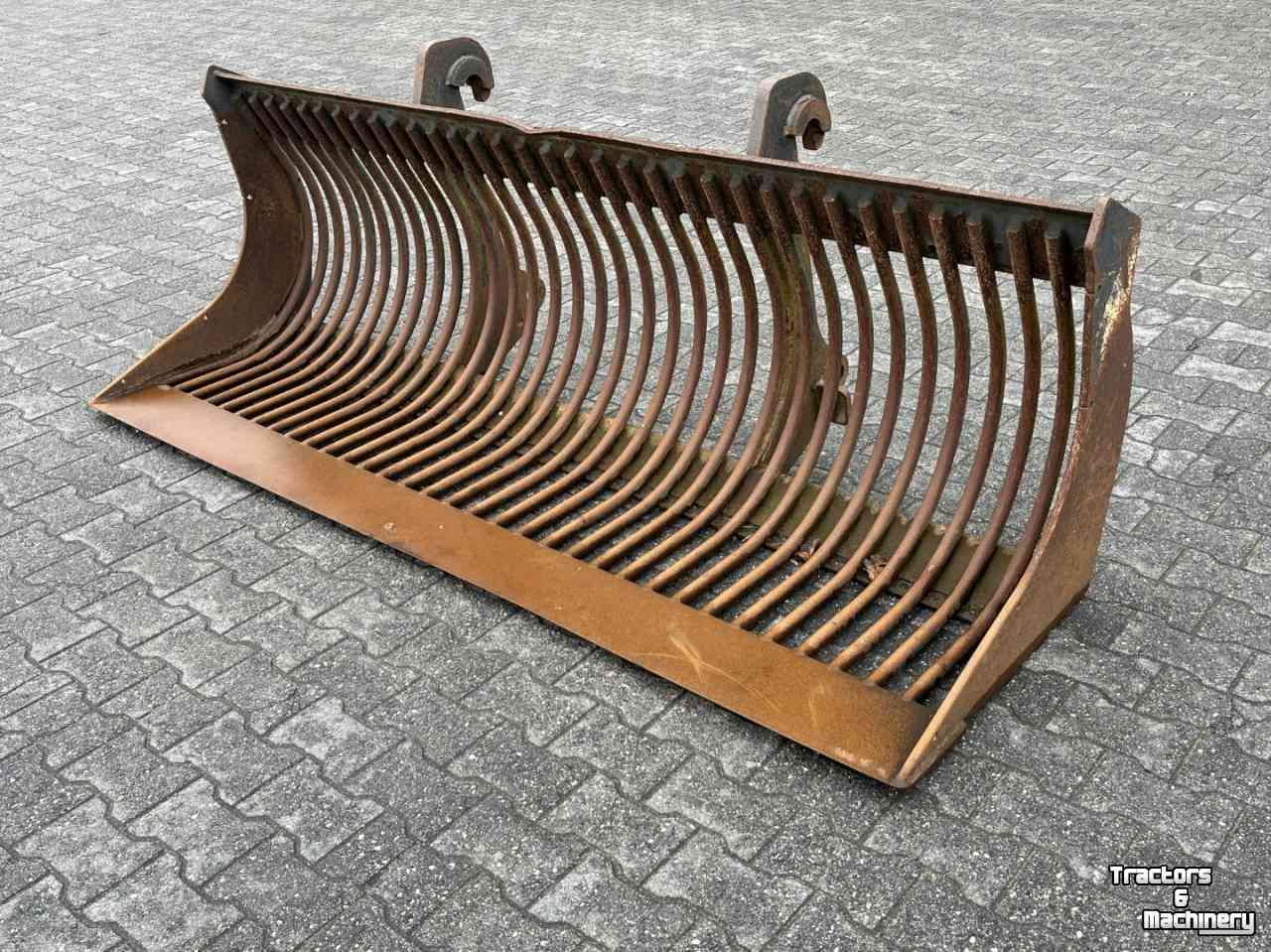 Puinriek / Puinbak Hekamp Puinriek shovel 250 cm breed Volvo ophanging