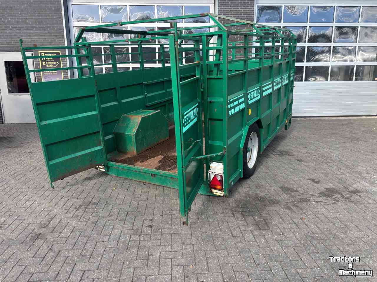 Veewagen / Veetrailer Bruneau Dakar HSRB 4630