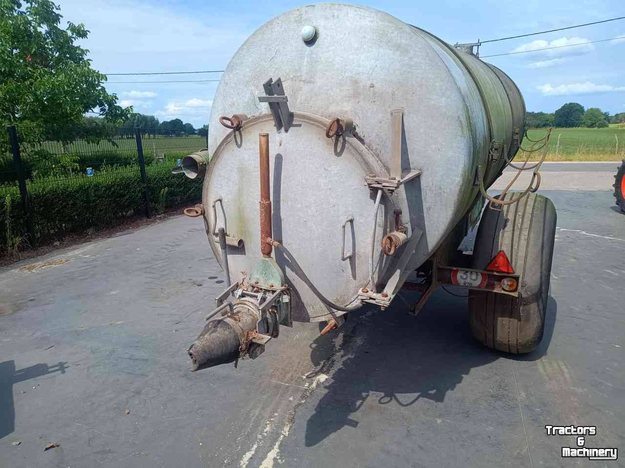 Mesttank Ipsam 7300