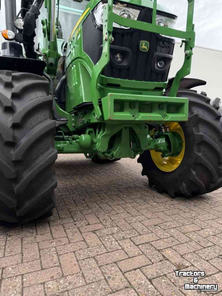 Tractor / Trekker John Deere John Deere 6130M | 2022 | 2380 uur | 623R voorlader