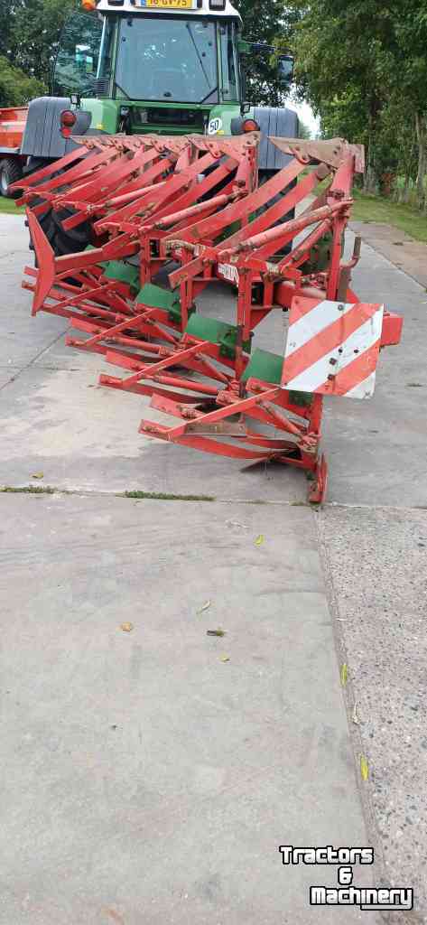 Ploegen Unia Ibis 5 schaar