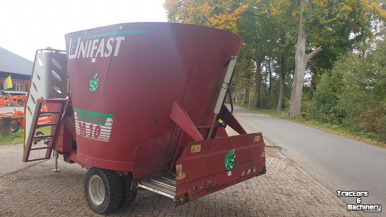 Voermengwagen Unifast M10