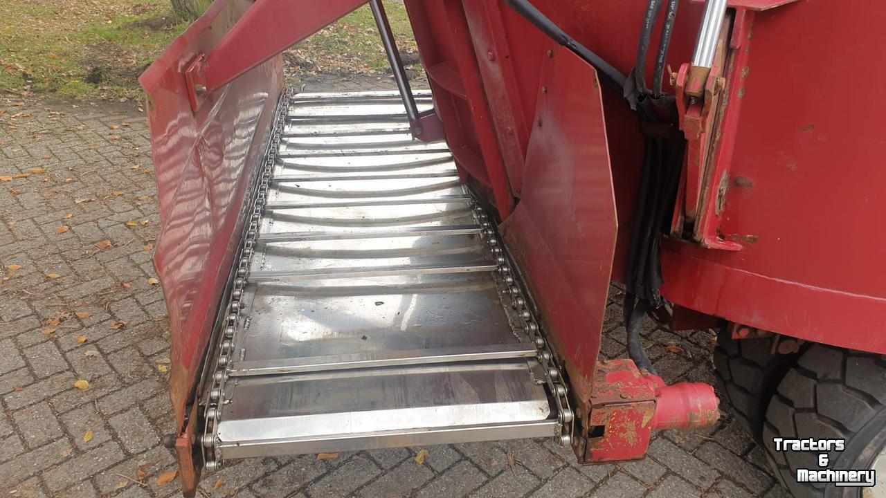 Voermengwagen Unifast M10