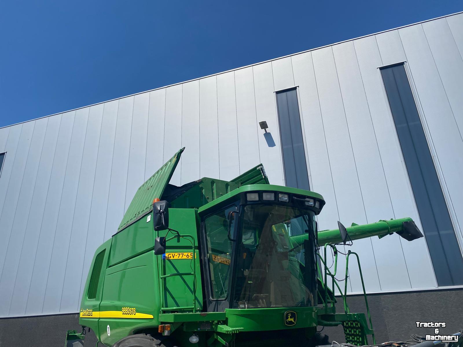 Veldhakselaar John Deere 9880 STS combine