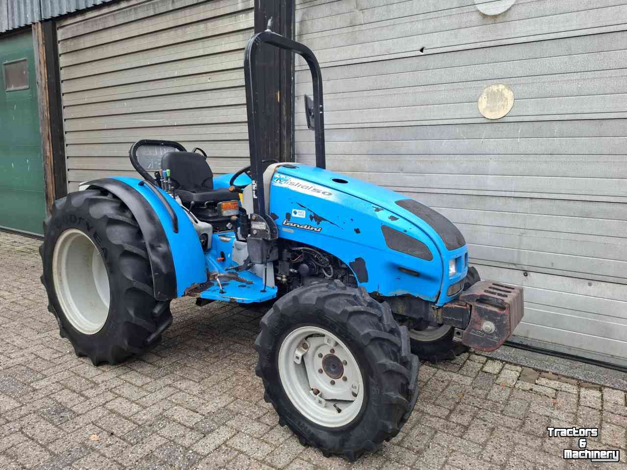 Compact tractor Landini Mistral 50 compact tractor traktor trekker cabrio tuintractor boomkwekerij boomgaard fruitteelt compacttractor
