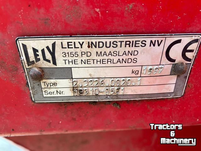 Kunstmeststrooier Lely SE Centermatic met centronic strooicomputer